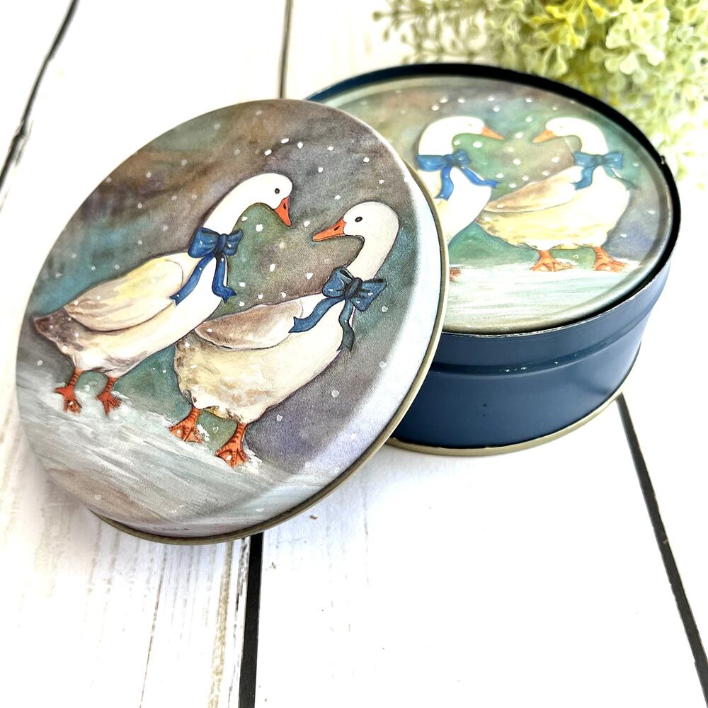 Vintage Winter Geese Set of 6 Coasters Storage Tin Cork Bottoms Country Cottage